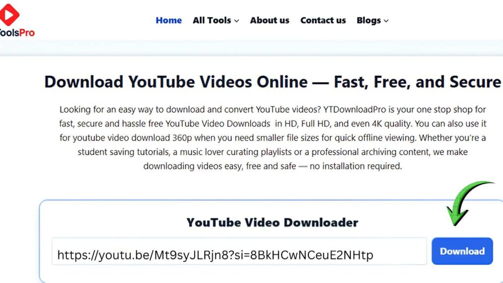  Screenshot showing a YouTube link pasted into an online downloader input box.